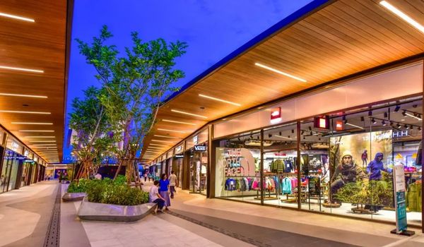 Embassy Springs Retail Spaces